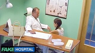 Orosz tini dokit jutalmaz forró kórházi szopással