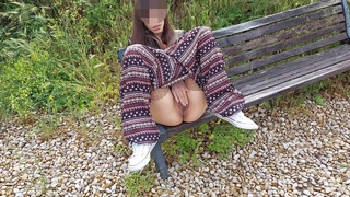 Olasz csaj padon masztizik szaftosan