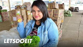 Hájas latin punci Xiomara mély szúrásai alatt