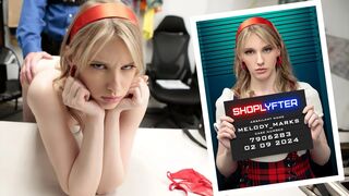 Melody Marks keményen dolgozik Jack Vegas farkán