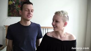 Otthoni amatőrök rögzítik szenvedélyes baszásukat
