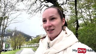 Nyilvános szopás forró tini idegen farkán