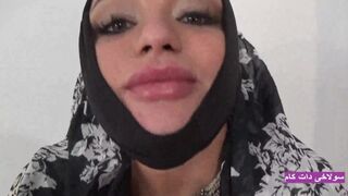 Forró iráni milf vadul kapja POV-ban