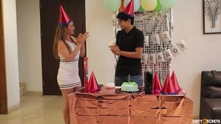 Lil_timy szülinapján hatalmas ajándékot adok neki a számmal