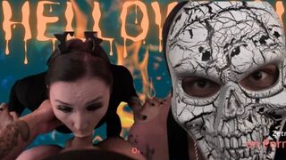 Halloweenkor varáztunk egy srácot, de démon érkezett, és a tiltott szenvedély kitört