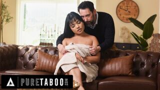 Vad vágyak a kastélyban - Pure Taboo örökösnő megadja magát a perverz komornyiknak